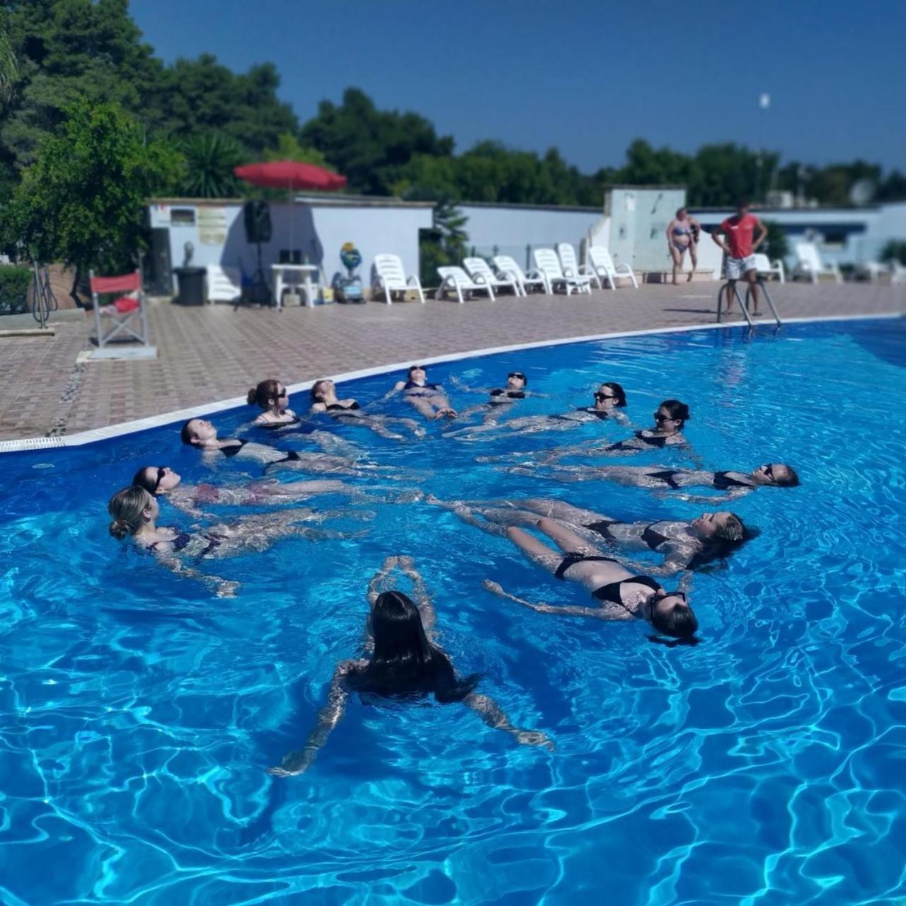 Villaggio La Giara Весте Екстериор снимка