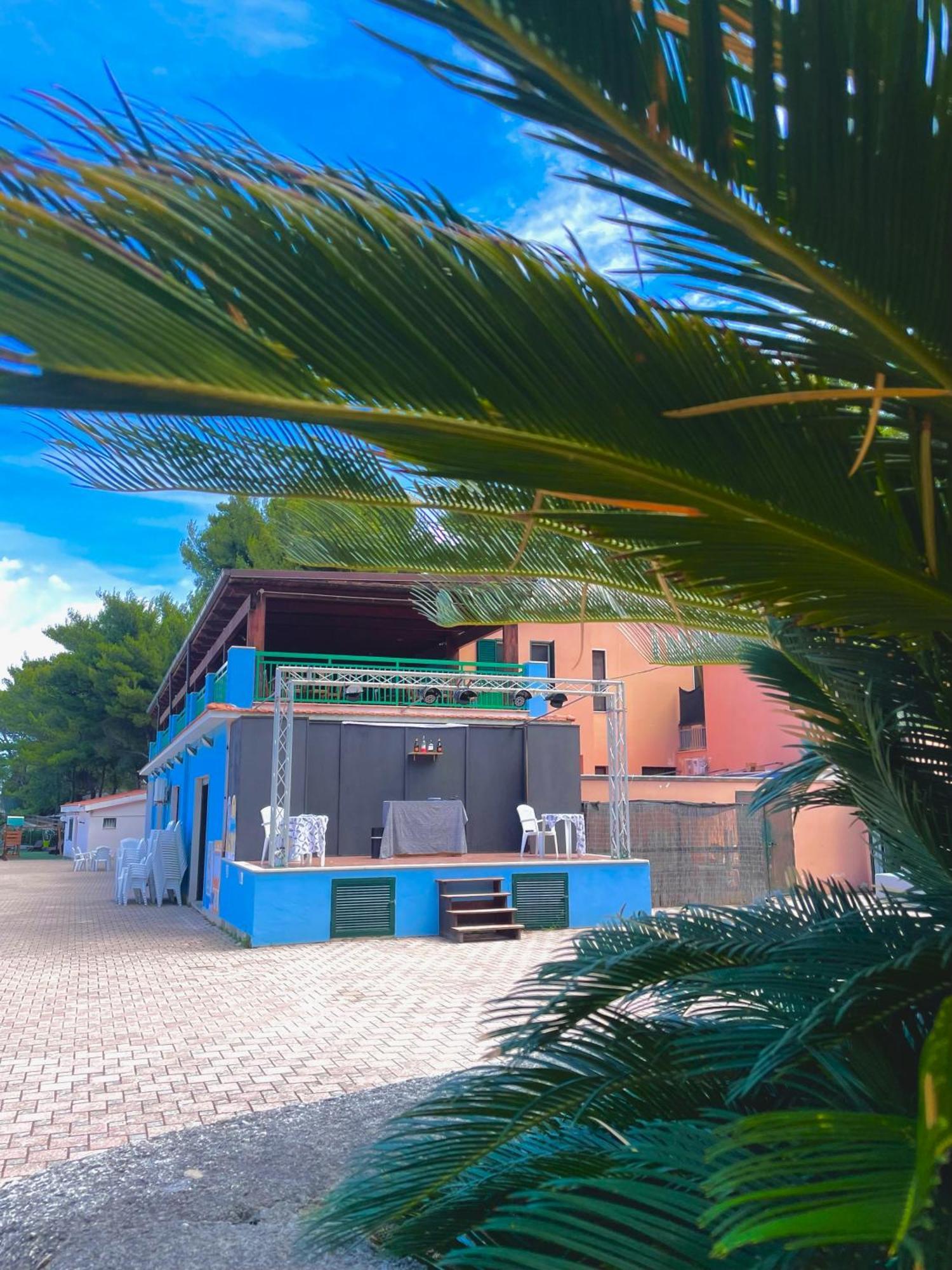Villaggio La Giara Весте Екстериор снимка